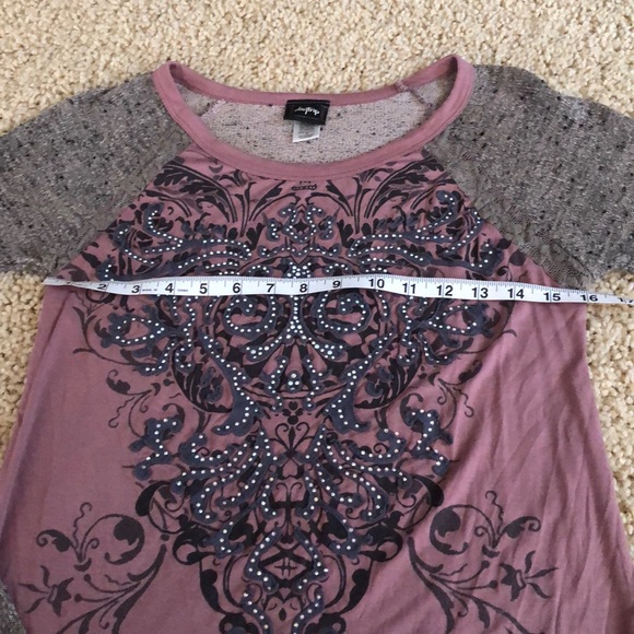 Daytrip Embellished Top Size Med Mauve and Taupe - Picture 4 of 8